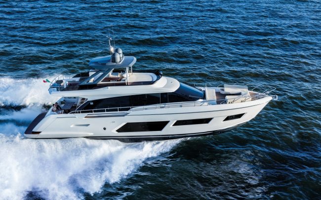 Ferretti Yachts 670 cruising