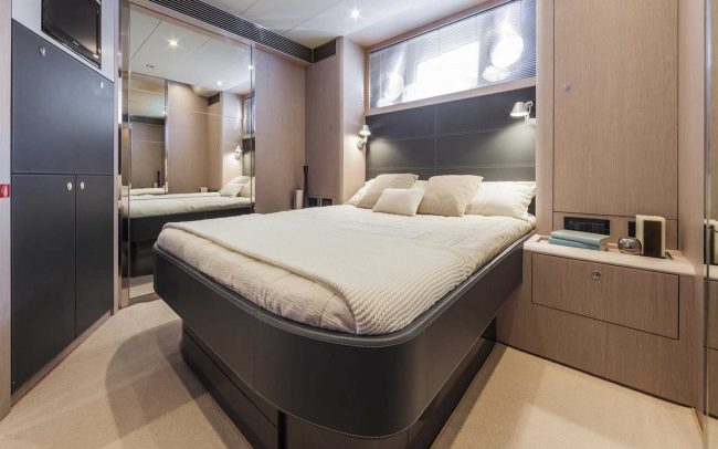 Riva 63' Virtus lower deck