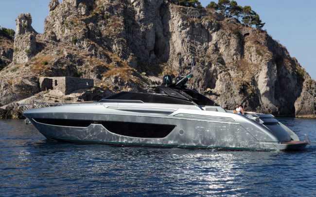 Riva 76' Bahamas cruising
