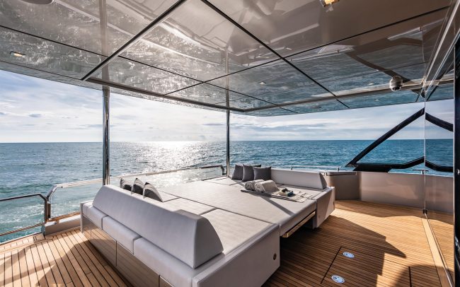Riva 90' Argo sun deck